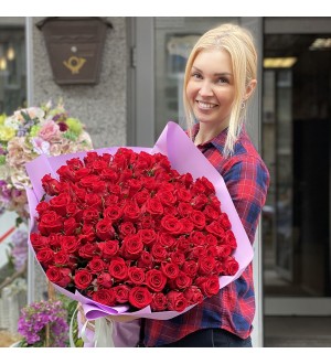 LEGENDARY RED ROSE