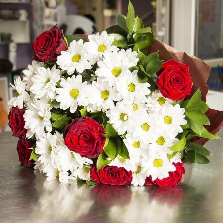 ROSE AND DAİSY